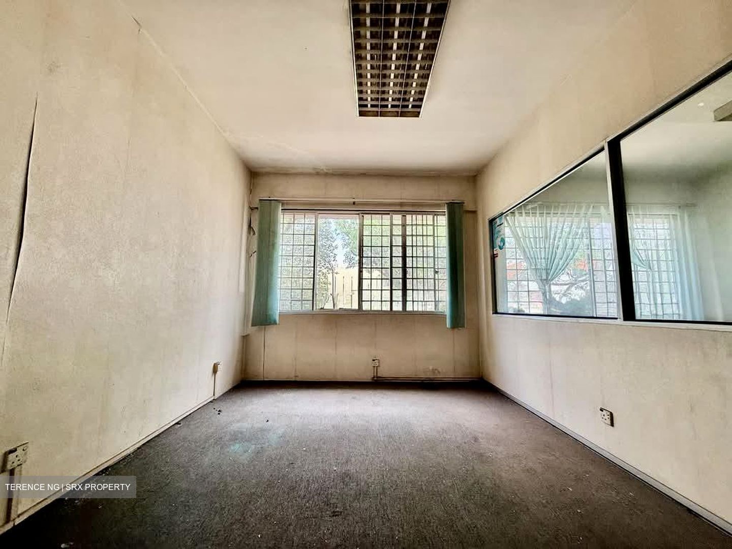 Yio Chu Kang Road (D19), Shop House #540085631